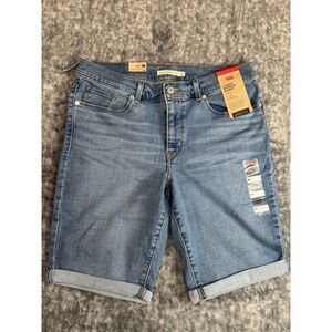 NWT Levi's Classic Bermuda Shorts size 29